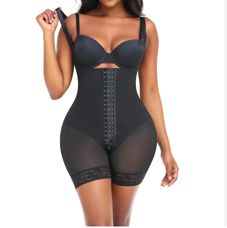 Faja Corset, un body shaper haute compression conçu pour offrir un contrôle optimal du ventre