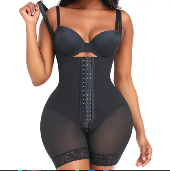 Faja Corset, un body shaper haute compression conçu pour offrir un contrôle optimal du ventre